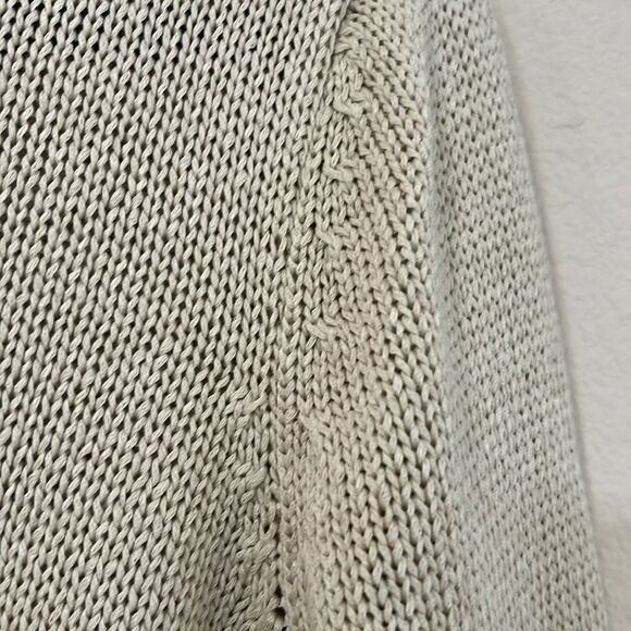 Zara Women’s Cream Sweater - Picture 6 of 6